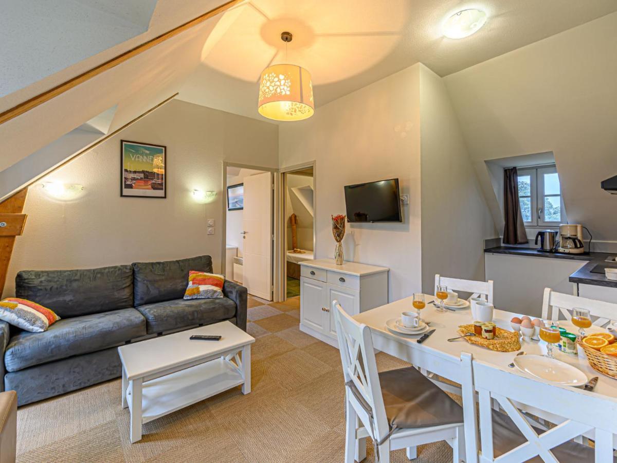Apartment Chateau De Kergonano-16 By Interhome Baden Exterior foto