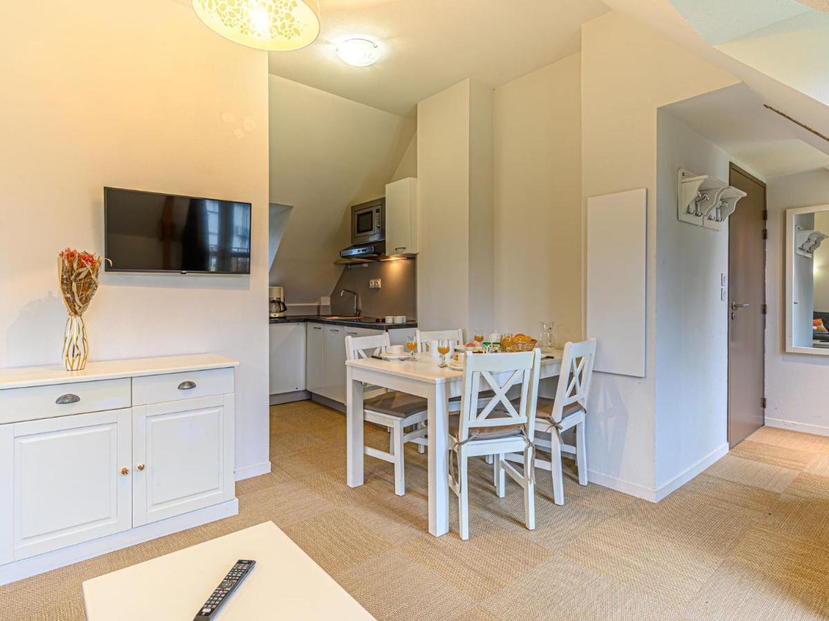 Apartment Chateau De Kergonano-16 By Interhome Baden Exterior foto